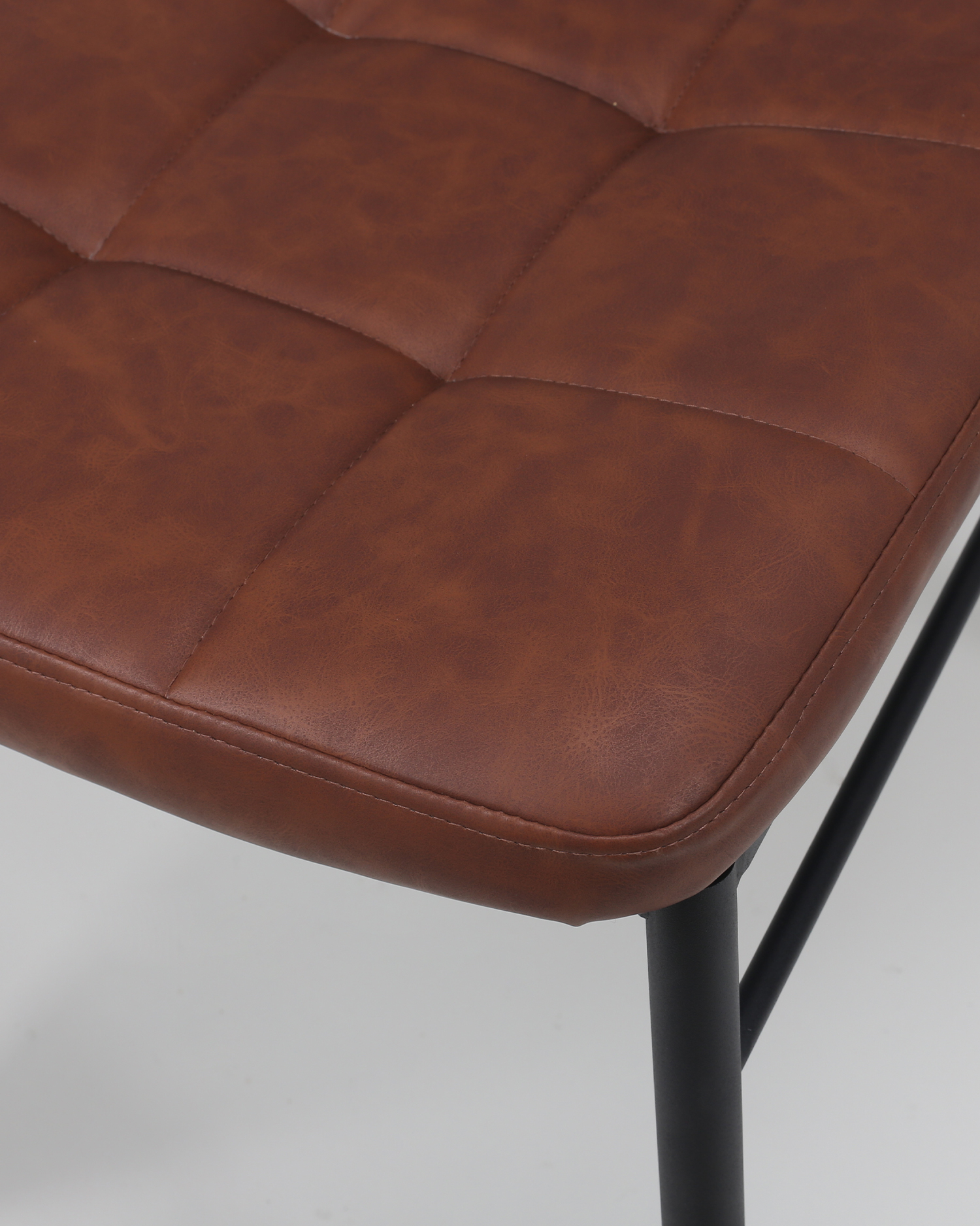 Süti alakú étkezőszék Süti alakú étkezőszék