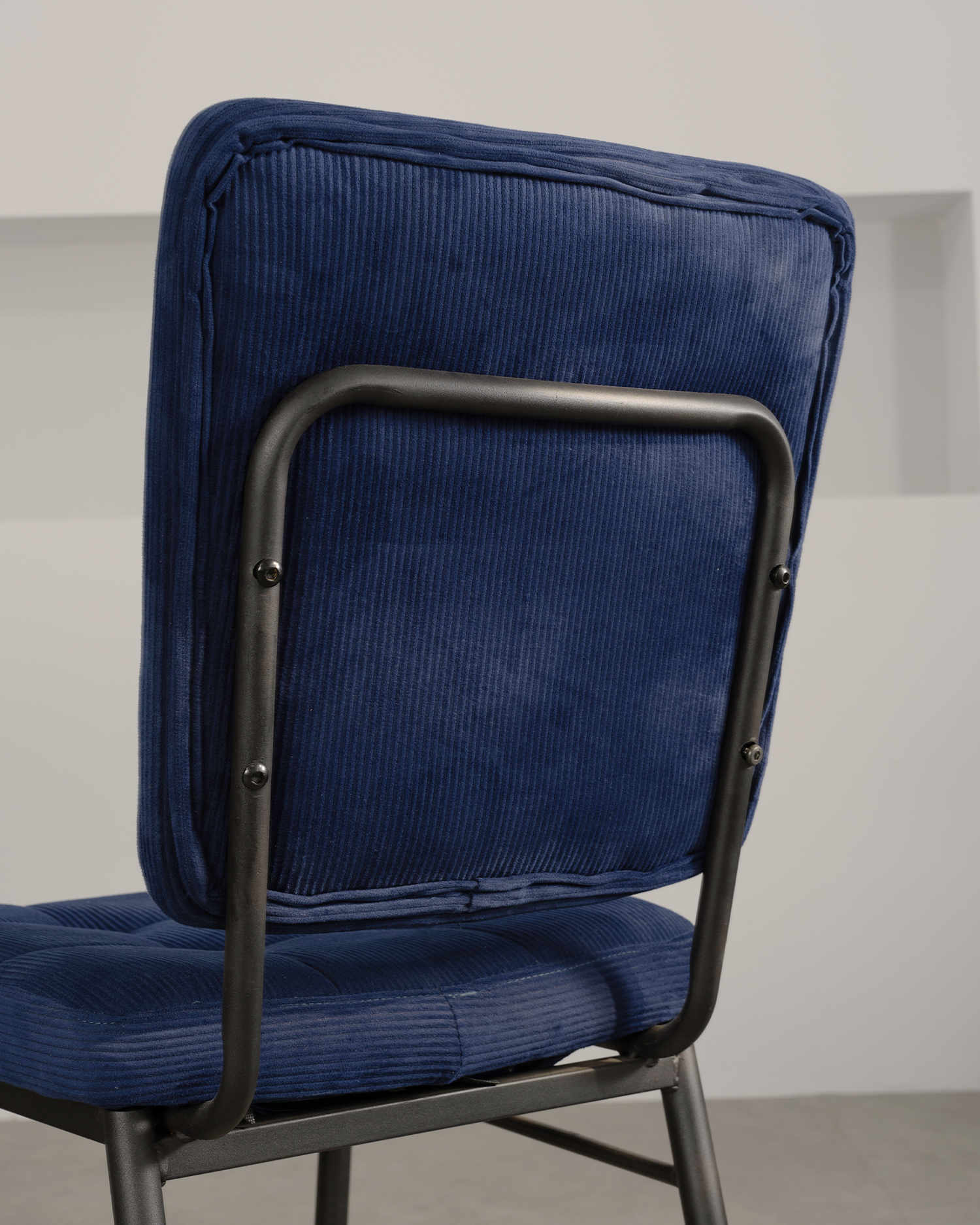 Süti alakú étkezőszék Süti alakú étkezőszék